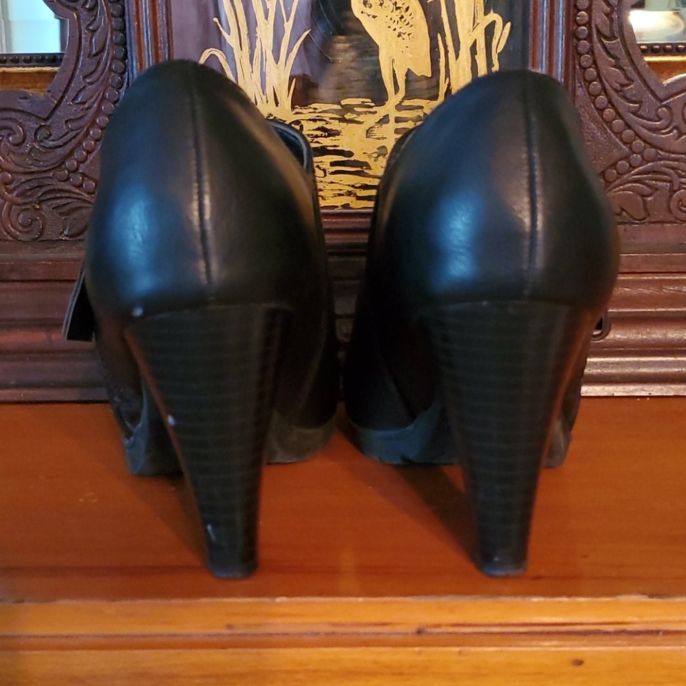 Booties - Picture 3 of 4